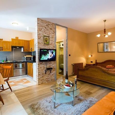 Natural Suite โปเรช ภายนอก รูปภาพ